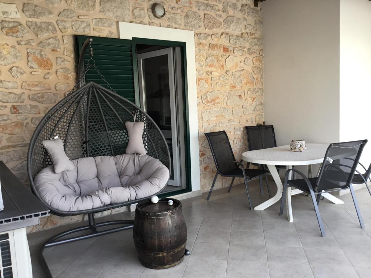 Villa Stein Haus Pirovac Esterno foto